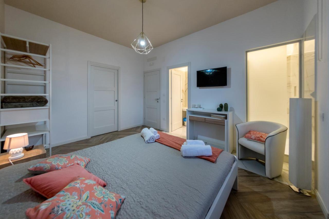 B&B Palazzo Arcieri Salerno Bagian luar foto